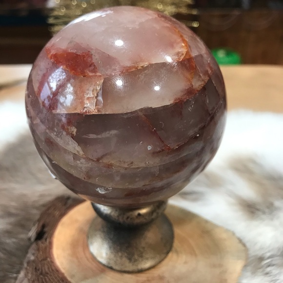 Fire quartz sphere - Picture 2 of 5